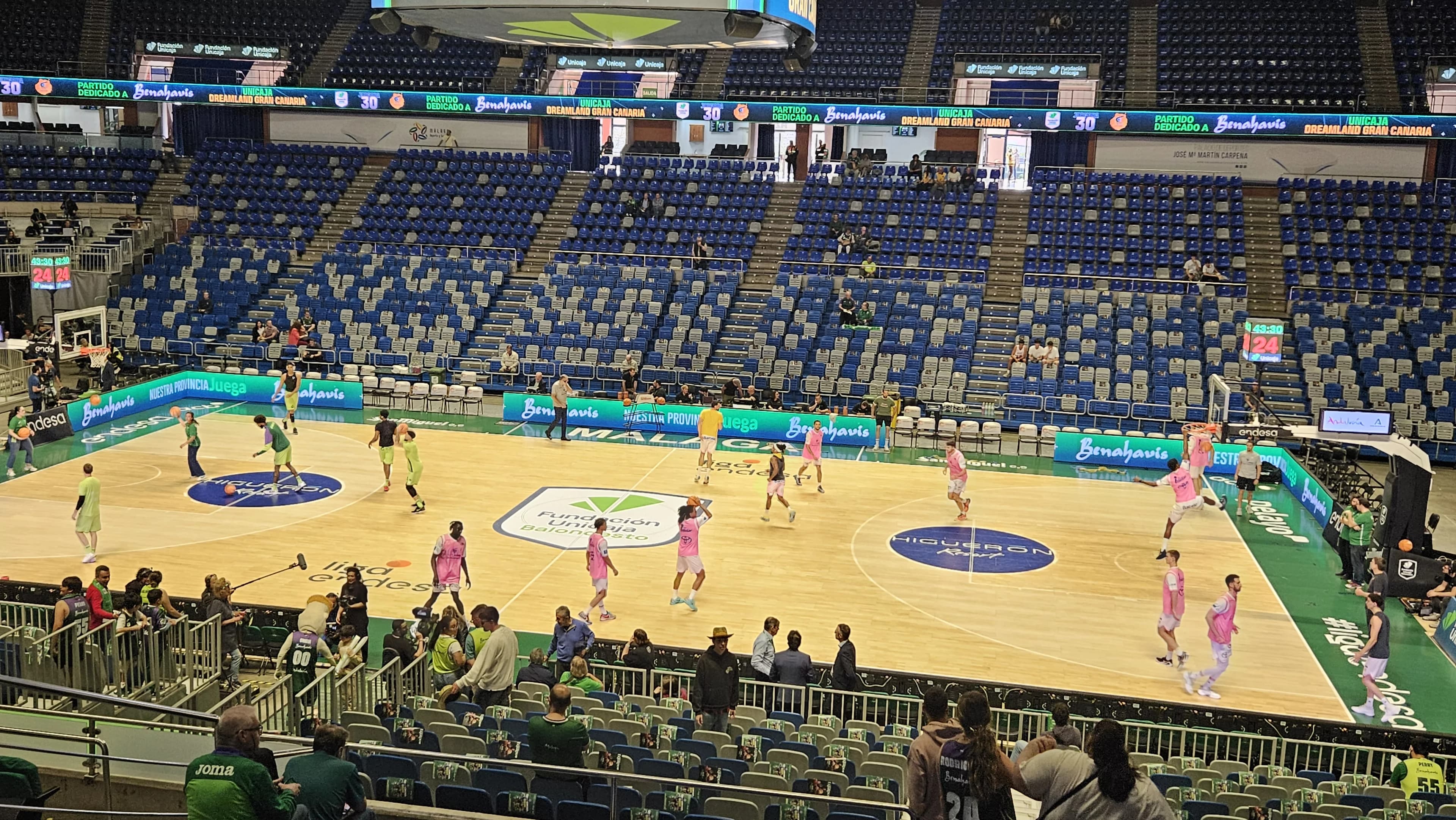 Unicaja - Gran Canaria: zagrijavanje